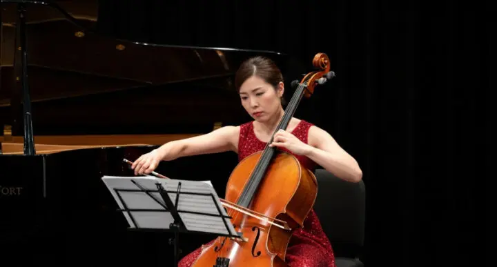 チェロの演奏シーンを生成して比較