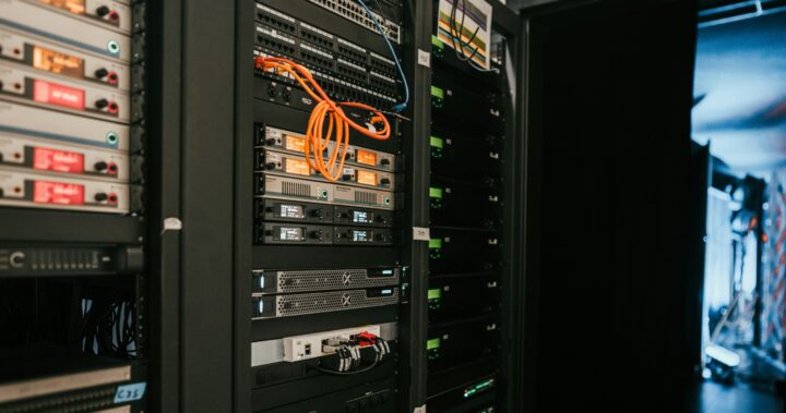 データ管理とは？手法・メリット・課題からAIを活用するユースケース・注意点を徹底解説！