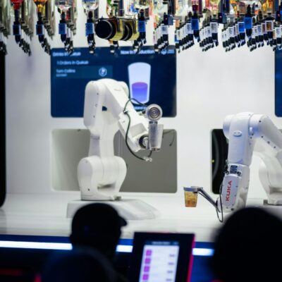 Gemini Roboticsとは？物理世界を拡張するロボティクス向けAIモデルの性能・メリット・課題を徹底解説！