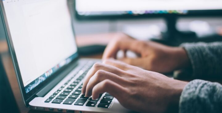 AIエージェントによる業務効率化とは?従来の業務効率化ツールとの違い・事例・ポイントを徹底解説!